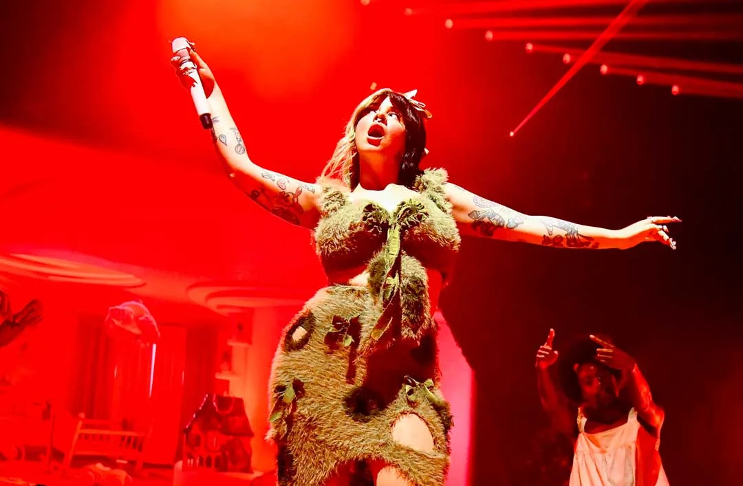 Melanie Martinez en un concierto Melanie Martínez en un concierto