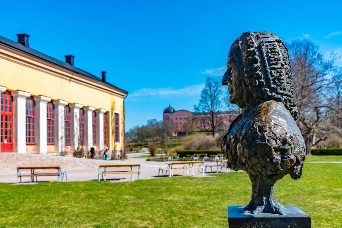 Monumento a Anders Celsius en Uppsala Suecia Monumento a Anders Celsius en Uppsala Suecia