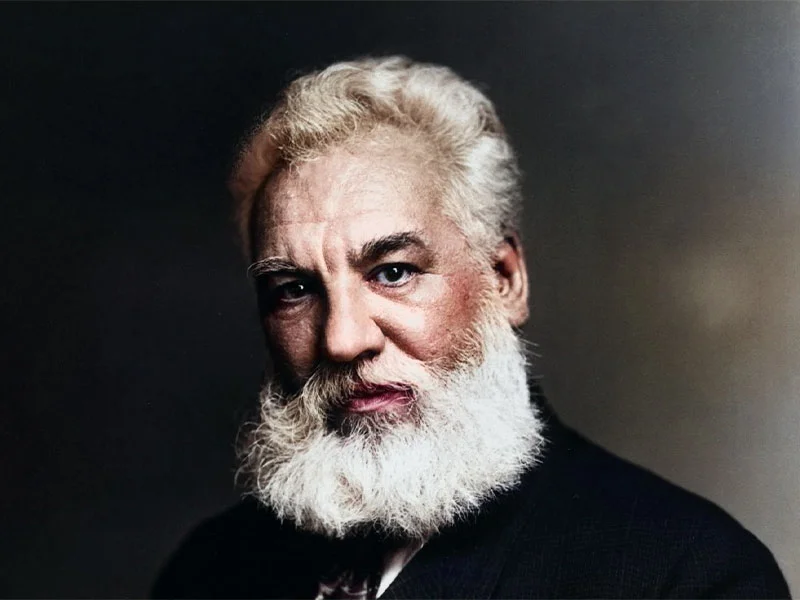 Retrato historico de Alexander Graham Bell mirando al frente Retrato histórico de Alexander Graham Bell mirando al frente