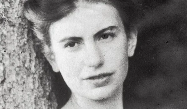 Retrato joven de Anna Freud en Viena Retrato joven de Anna Freud en Viena