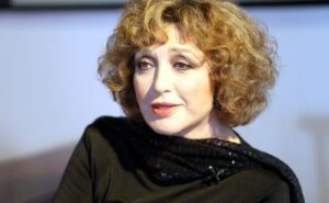 Biografía Angélica María